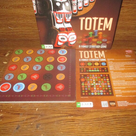 Totem strategy Board Game (Tactic USA, 2016) (complete) - Picture 7 of 10